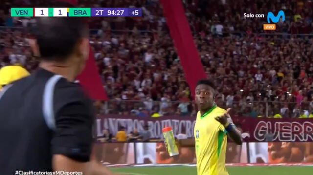  Vinícius Junior contra el cuarto hombre. Foto: captura/Movistar Deportes   