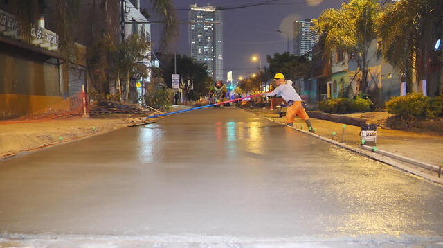 Continúan obras en jirón Bernardo Alcedo.