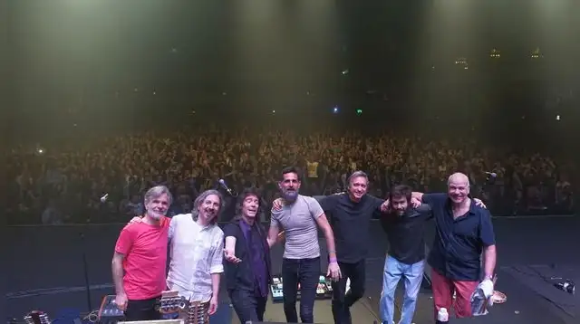  Steve Hackett con la banda Genetics. Foto: Difusión.    