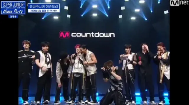 Miembros de SUPER JUNIOR reviviendo uno de sus primeros triunfos con "U". Foto: captura Mnet