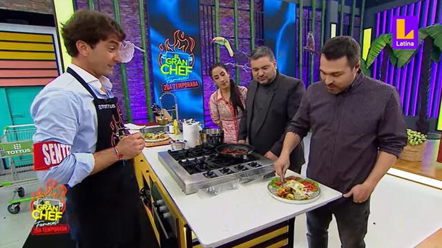  Giacomo prueba comida de Antonio Pavón. Foto: captura de Latina    