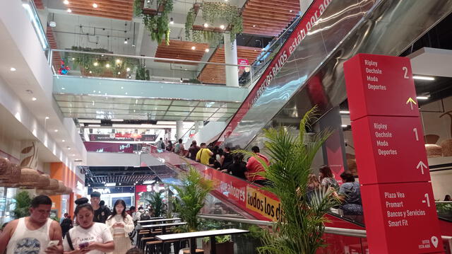 El Mall Aventura San Juan de Lurigancho suele operar de 10.00 a.m. a 10.00 p.m. Foto: La República.    