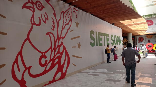 Local de Siete Sopas en el Mall Aventura San Juan de Lurigancho se encuentra en construcción. Foto: La República   