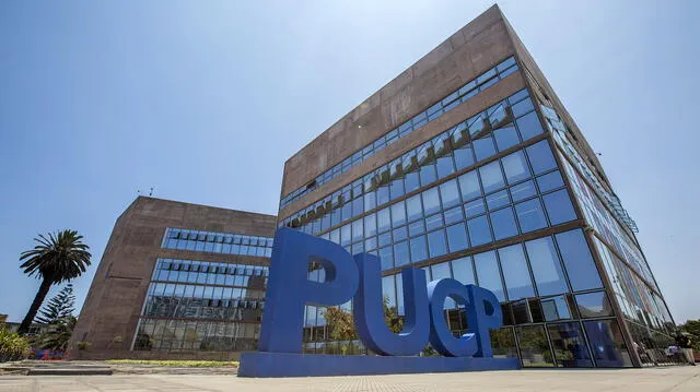 La Pontificia Universidad Católica del Perú también ofrece becas y fondos económicos a los estudiantes. Foto: PUCP   