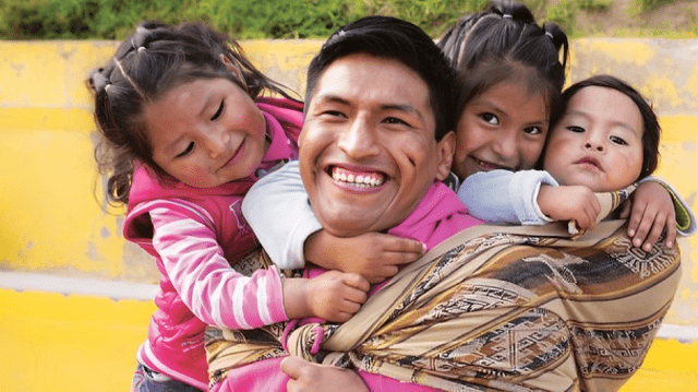  El Día del Padre en Bolivia es en marzo. Foto: Educa Bolivia<br>    
