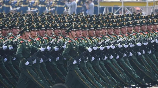  Aunque el ejército chino sea uno de los que cuente con más soldados activos, el estadounidense sigue siendo el más poderoso. Foto: AFP   