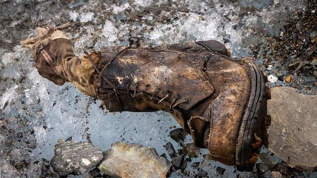  El hallazgo de la bota de Irvine es crucial porque podría resolver el misterio de si él y fue el primero en alcanzar la cumbre en 1924. Foto: NatGeo   