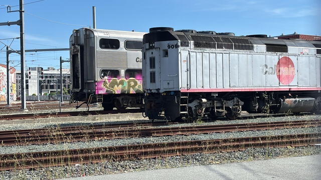 Trenes Caltrain estarían oxidados, según La Encerrona Trenes Caltrain estarían oxidados, según La Encerrona