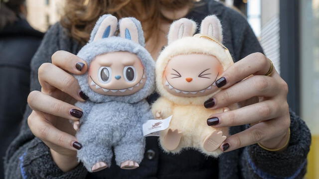 Crece demanda ante aumento de popularidad de los Labubu. Foto: elPeriódico.   