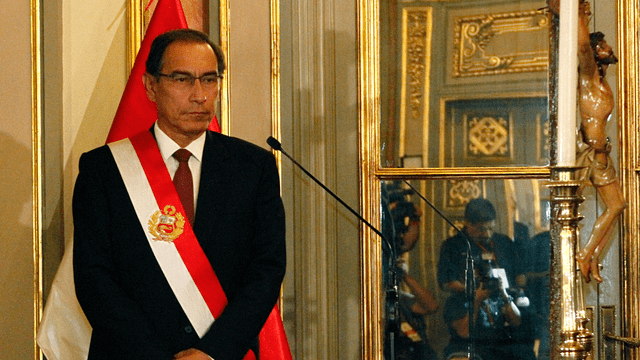 Vizcarra tomó juramentación de nuevo gabinete ministerial de Salvador Del Solar