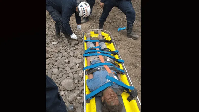 Rímac: Policía rescata a hombre que cayó a un barranco 