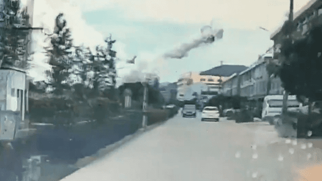 LLa brutal explosión de un camión de gas en China que arrasó con todo y mató a 19 personas [VIDEO] a brutal explosión de un camión de gas en China que arrasó con todo y mató a 19 personas [VIDEO]