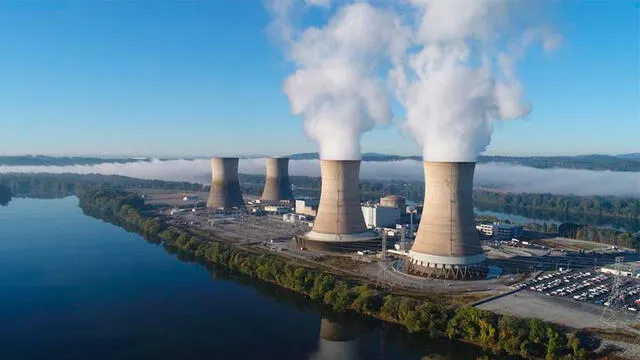 La central nuclear de Three Mile Island coninuó funcionado tras el accidente. Foto: Exelon.