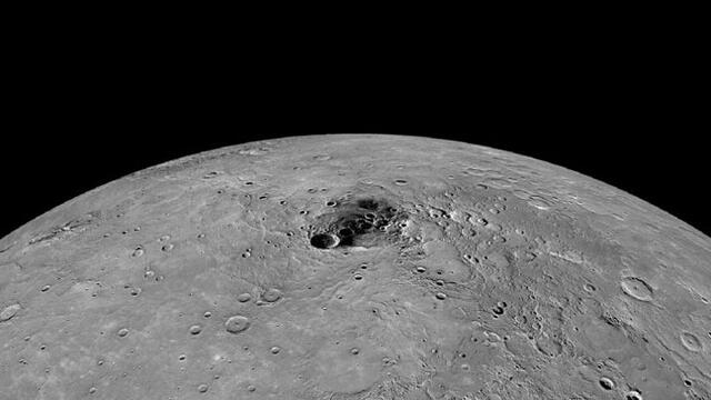 Los científicos tienen la esperanza de encontrar agua en el polo sur de la Luna.