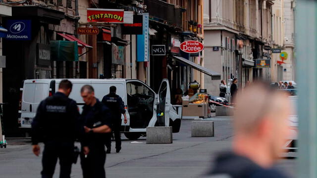 Atentado con paquete bomba en Francia deja 13 heridos [FOTOS]