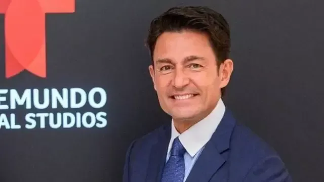 Fernando Colunga hará su esperado debut en la cadena internacional. Foto: Telemundo.