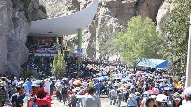 Miles acudieron a Chapi Chico y a Charcani para ver a la Patrona de Arequipa