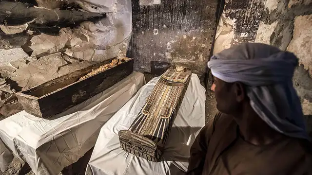 Descubren momias y sarcófagos de hace 4 mil años del antiguo Egipto [FOTOS]