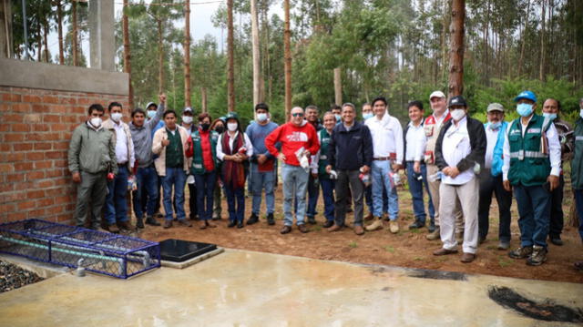 Autoridades de Lambayeque y Cajamarca en ceremonia de transferencia de vivero forestal