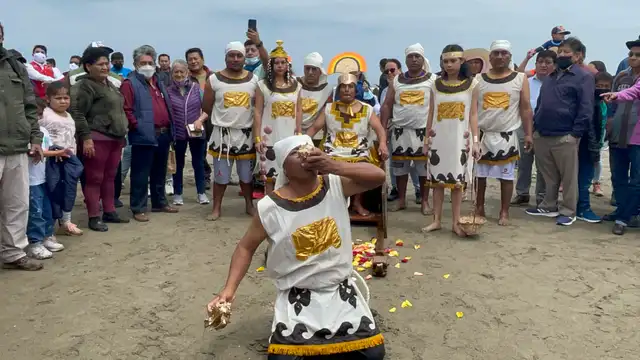 El equipo Naylamp Santa Rosa es el encargado de la escenificación de esta leyenda milenaria. Foto: Rosita Quincho URPI/LR.