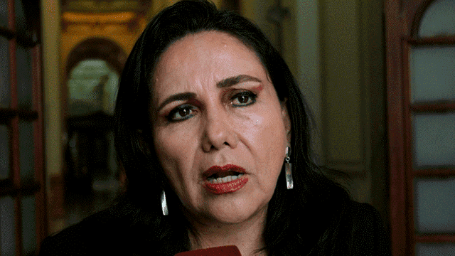 Ministra de la Mujer pide denunciar a 'Chiquito' Flores por tentativa de feminicidio
