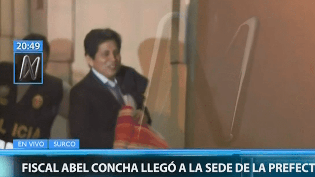 Detenido fiscal Abel Concha fue trasladado a la Prefectura de Lima [VIDEO]