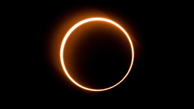 Anillo solar eclipse lunar 2019