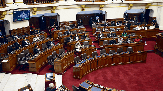 Congreso dio voto de confianza y acordó aprobar reformas del plebiscito en 15 días