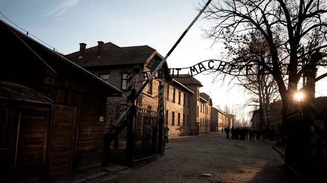 La entrada de Auschwitz. REUTERS/Axel Schmidt