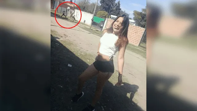 Facebook viral: Chica realiza sexy pose en la calle para su perfil, pero un 'detalle' la deja en ridículo [FOTOS] 