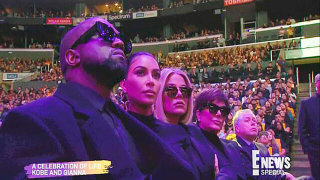 El clan Kardashian y Kanye West presentes en la ceremonia.