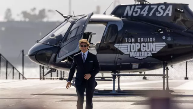 Tom Cruise en la premiere de “Top Gun: Maverick”. Foto: The Hollywood Reporter