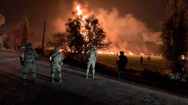 Las impactántes imágenes que dejó la explosión del gasoducto en México [FOTOS]