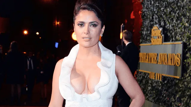 Salma Hayek remece Instagram con ajustado traje de baño, pero fans notan el Photoshop