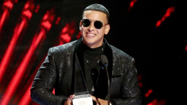 Daddy Yankee en los Latin AMAs 2019