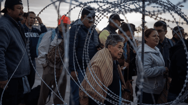 Caravana migrante en Tijuana: van deportando a 98, pero serían 500 | EN VIVO