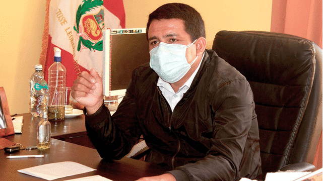 Cuestionan gestión de alcalde Wilder Guevara Díaz.