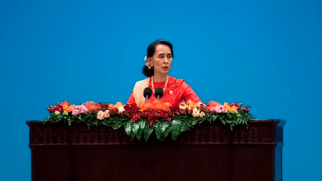 Aung San Suu Kyi, nobel de la paz, dirige Birmania desde el 2016. Foto: Clarín