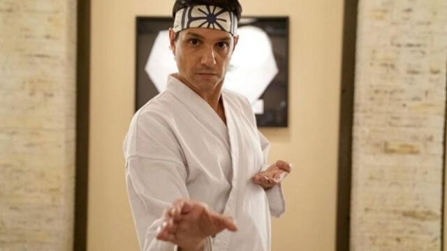 Ralph Macchio apareció como Daniel LaRusso por primera vez en The Karate Kid de 1984. Foto: Netflix.