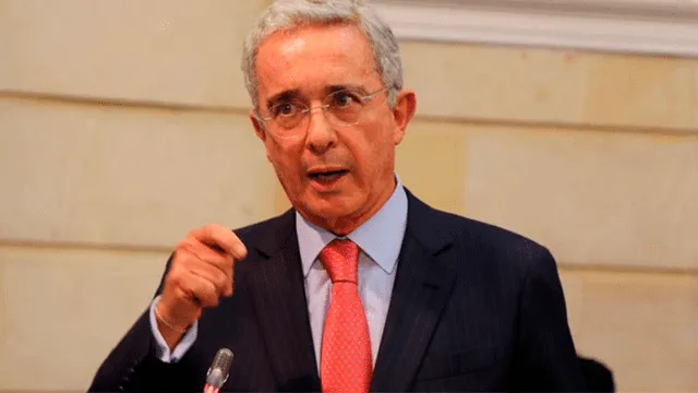 Álvaro Uribe da positivo para coronavirus