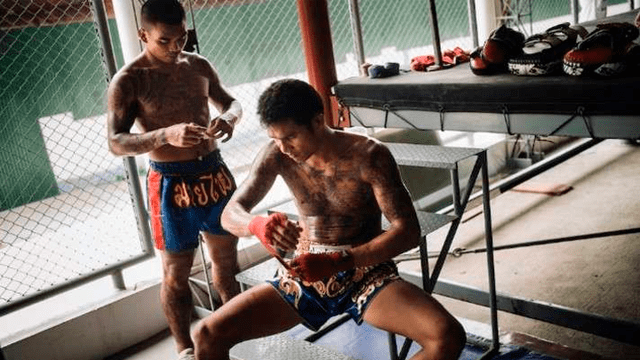 Tailandia – cárcel – torneo – competencia – muay Thai