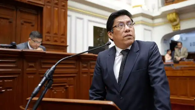 Vicente Zeballos: 6 claves de la interpelación en su contra Vicente Zeballos: 6 claves de la interpelación en su contra