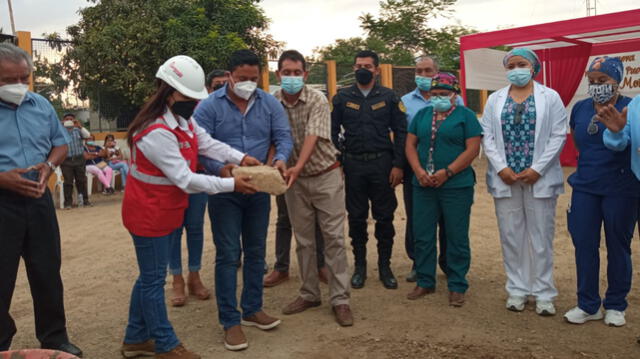 Autoridades de Pítipo participaron en ceremonia de colocación de primera piedra