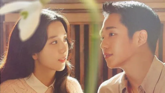 Jung Hae-In y Jisoo de Blackpink en el drama Snowdrop.