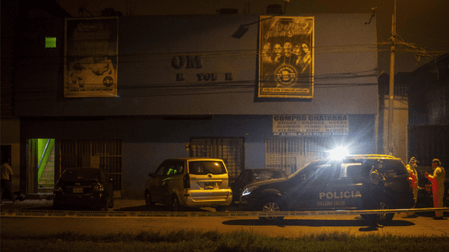 Operativo policial en discoteca de Los Olivos culminó con 13 fallecidos. Foto: Marco Cotrina / La República