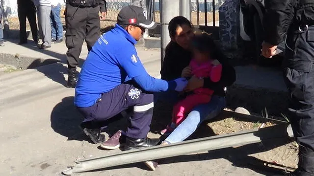 Arequipa: Mujer y su hija salvan de morir en accidente [FOTOS]