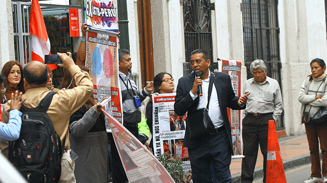 Portátil ataca nuevamente a periodistas de La República [VIDEO]
