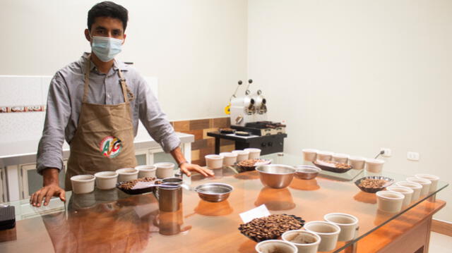 Productores de café cuentan con su laboratorio de control de calidad
