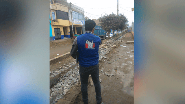 Huaral: estudiantes en peligro por obras de construcción a pocos metros de su colegio