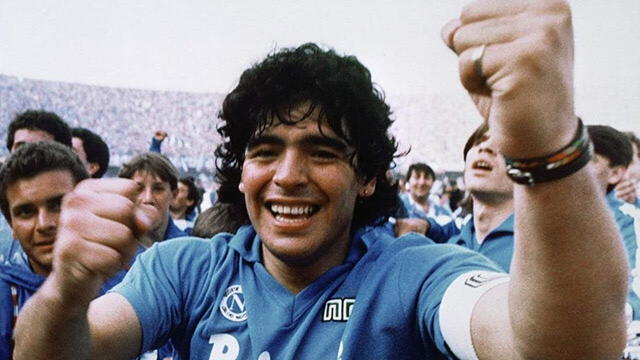 Maradona llegó por una casualidad al Napoli sin saber en lo que se convertiría. Foto: AFP